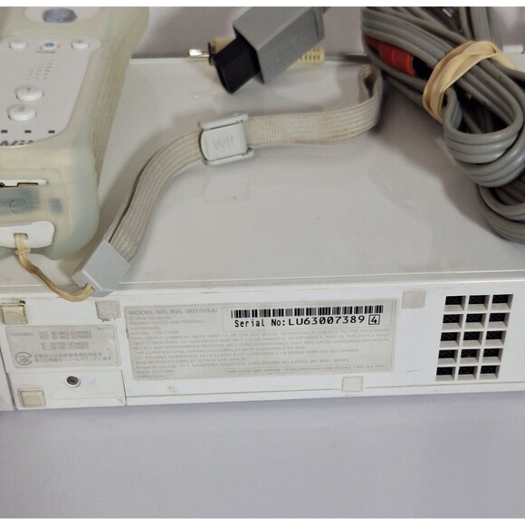 Nintendo WII Console w/ Cables, Sensor, Controller TESTED AND WORKS White - Picture 4 of 14